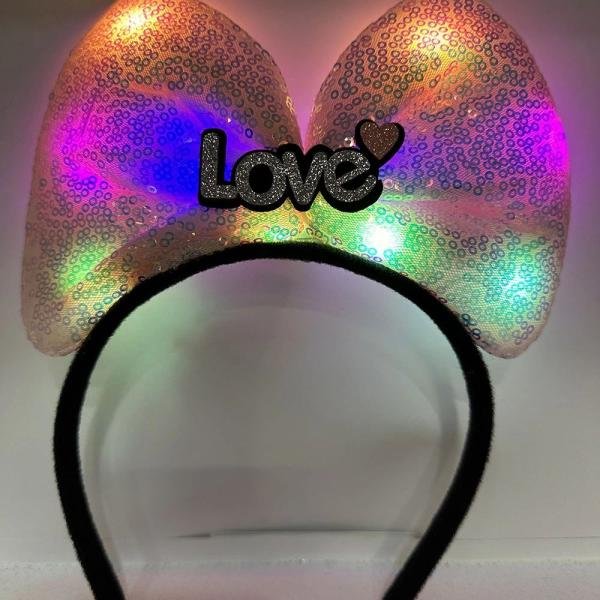 Led Işıklı 3 Farklı Fonksiyonda Yanan Gümüş Love Yazılı Toz Pembe Fiyonk Taç 20x17 Cm